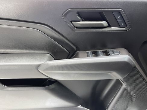 Used 2024 Chevrolet Colorado W/T RWD image 8