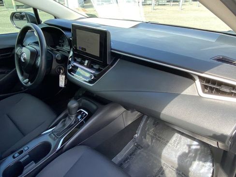 Certified 2025 Toyota Corolla LE image 13