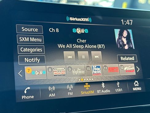 Used 2023 Nissan Armada SL w/ Captain's Chairs Package image 28