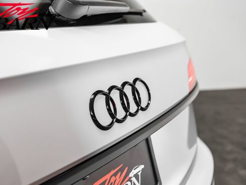 Used 2024 Audi SQ5 Prestige image 13