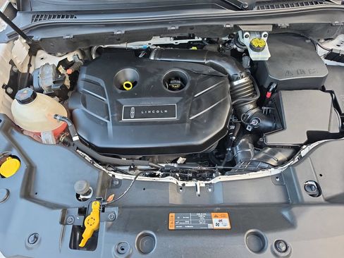 Used 2019 Lincoln MKC Select w/ Select Plus Package AWD/4WD image 20
