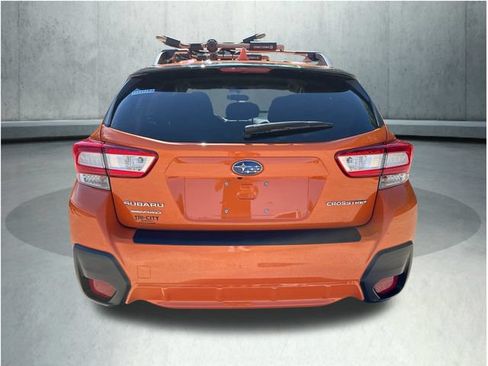 Used 2018 Subaru Crosstrek 2.0i Premium AWD/4WD image 5