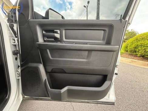 Used 2022 RAM 1500 Tradesman w/ Chrome Plus Package image 39