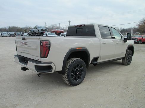 New 2026 GMC Sierra 2500 AT4 w/ AT4 Premium Plus Package image 5