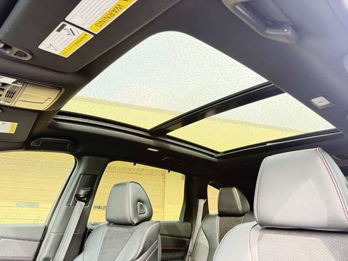 Used 2022 Acura MDX A-Spec image 12