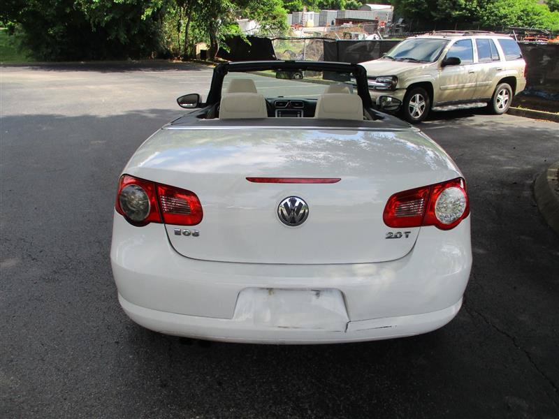 Used 2009 Volkswagen Eos Komfort FWD image 6