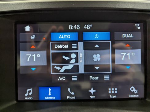 Used 2017 Ford Explorer XLT w/ Equipment Group 202A image 26