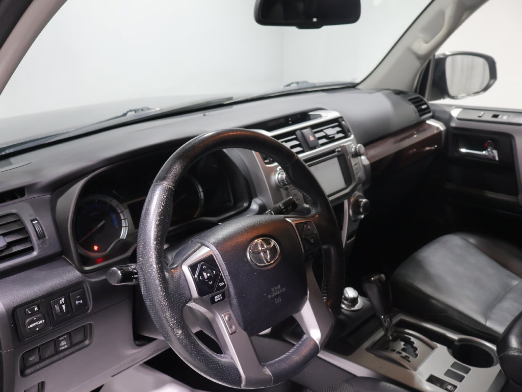 Used 2015 Toyota 4Runner Limited AWD/4WD image 15
