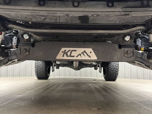 Used 2026 Toyota Tundra Limited AWD/4WD image 15