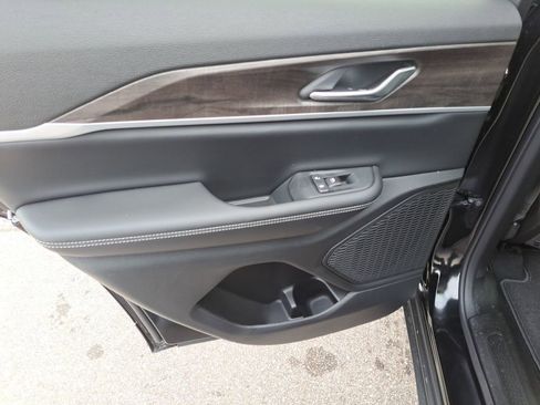 New 2026 Jeep Grand Cherokee L Laredo image 17