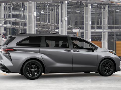 New 2026 Toyota Sienna XSE AWD/4WD image 11
