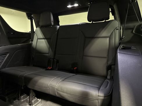 Used 2023 GMC Yukon Denali AWD/4WD image 29