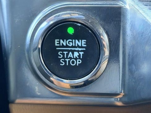 Used 2022 Ford F150 Lariat AWD/4WD image 31