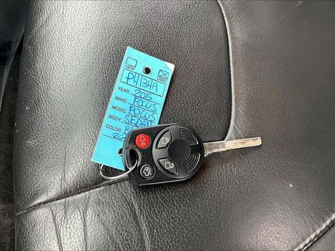 Used 2015 Ford Focus SE w/ Equipment Group 201A image 11