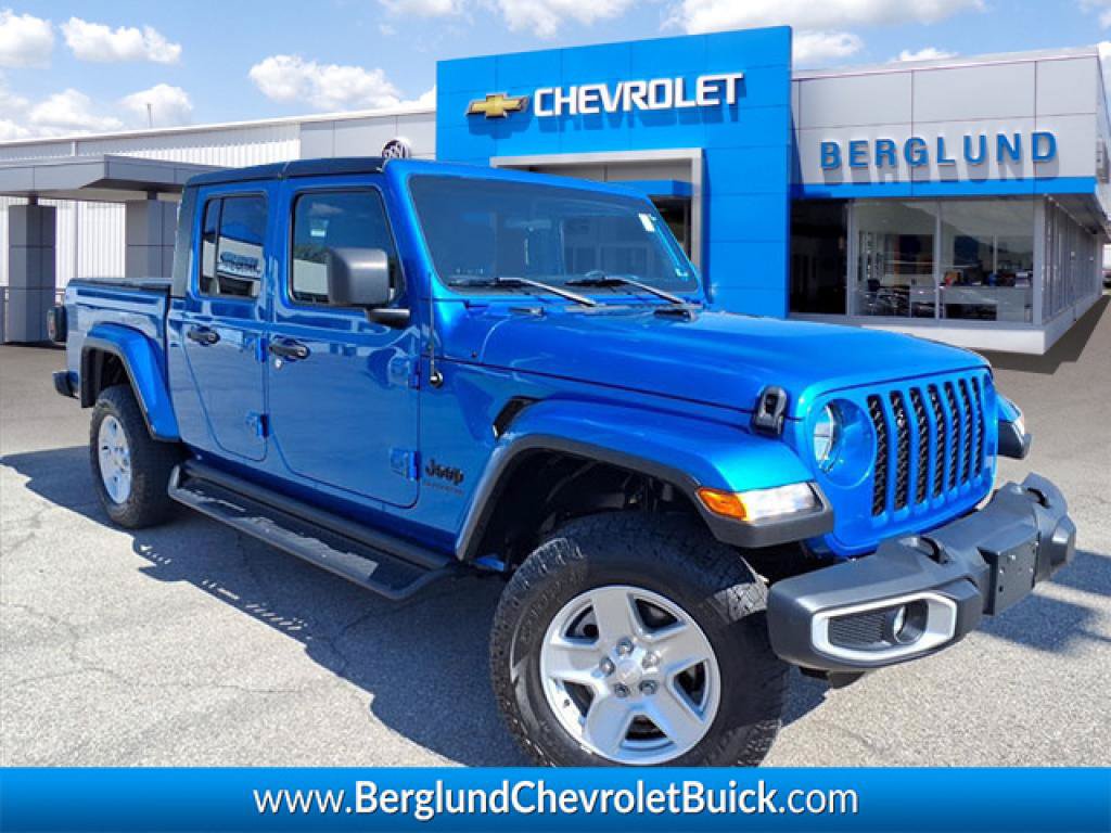 Used 2022 Jeep Gladiator Sport AWD/4WD image 1