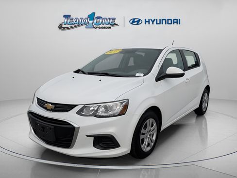 Used 2020 Chevrolet Sonic LT image 4
