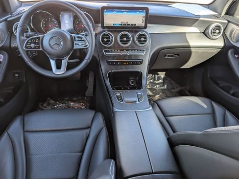 Used 2021 Mercedes-Benz GLC 300 GLC 300 image 25