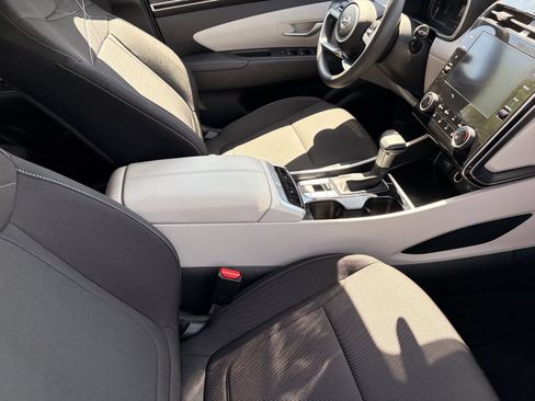 Used 2022 Hyundai Tucson SEL FWD image 10