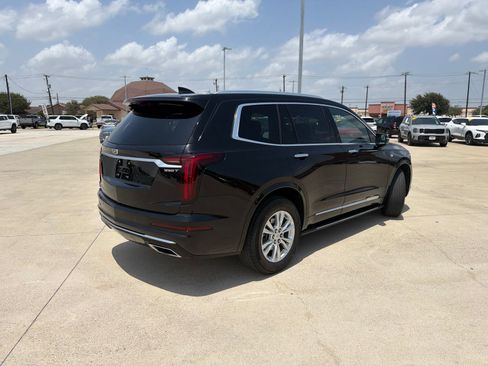 Used 2023 Cadillac XT6 Luxury FWD image 7