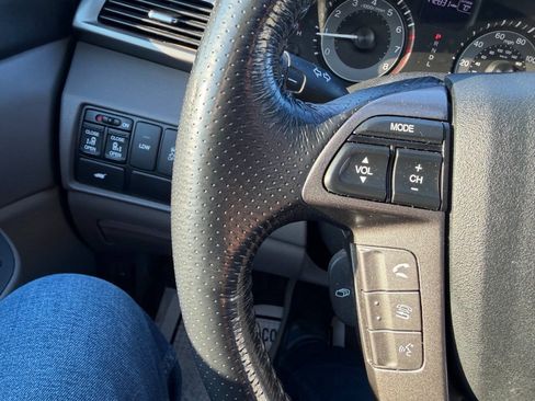 Used 2017 Honda Odyssey EX-L image 62