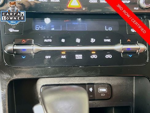 Certified 2024 Kia Carnival SX Prestige image 17