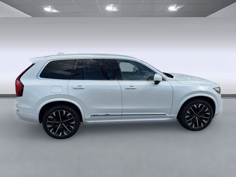 New 2026 Volvo XC90 B6 Ultra w/ Protection Package image 8