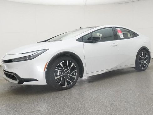 New 2026 Toyota Prius Plug-In Hybrid image 6