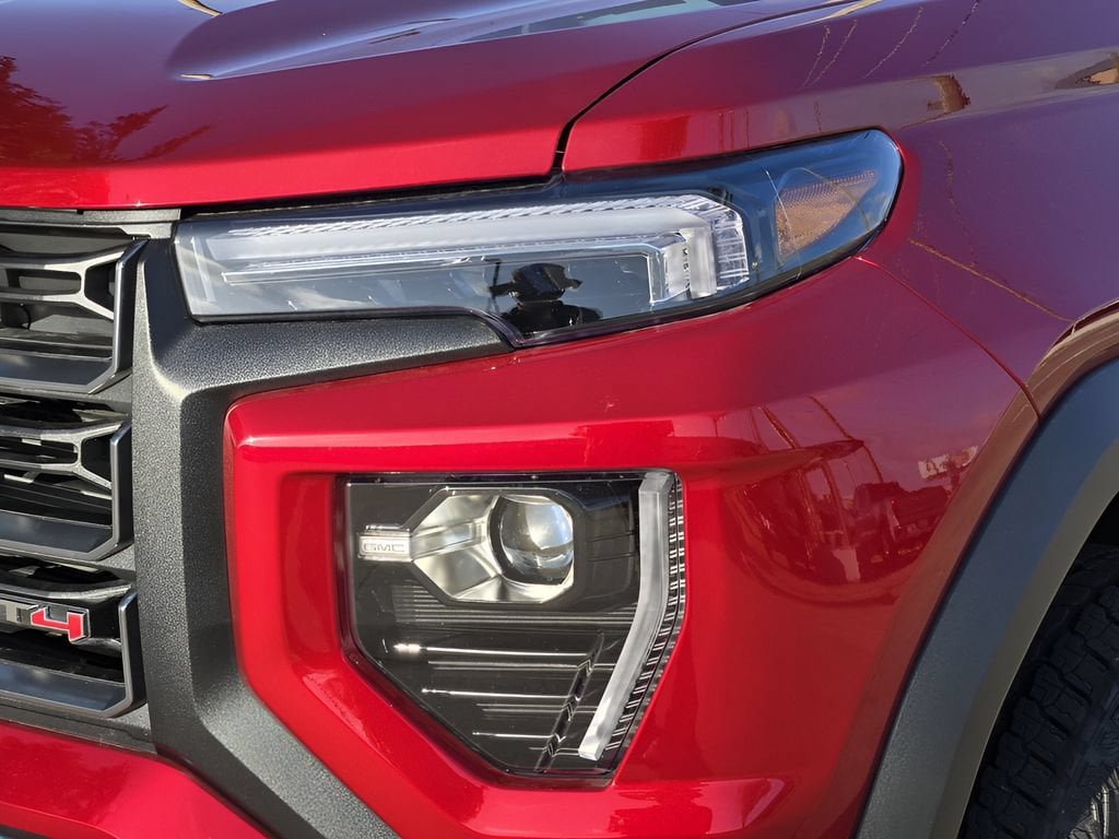 New 2026 GMC Canyon AT4 w/ Technology Plus Package AWD/4WD image 7