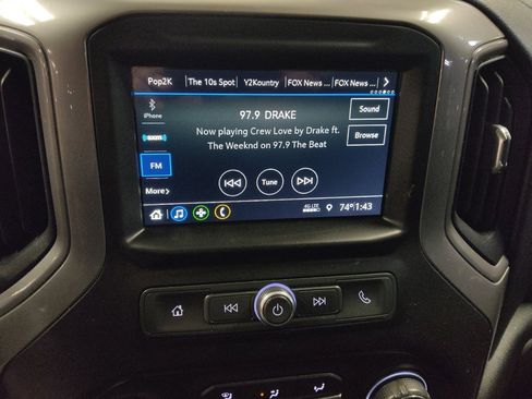 Used 2019 Chevrolet Silverado 1500 Custom w/ Infotainment Package image 25