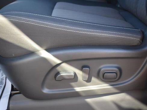 Used 2024 Nissan Titan SV w/ SV Bronze Edition Package RWD image 14
