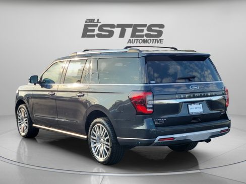 Used 2022 Ford Expedition Max Limited AWD/4WD image 2