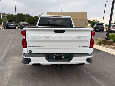 Used 2019 Chevrolet Silverado 1500 Custom w/ Custom Value Package RWD image 5