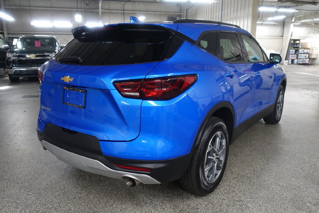 Used 2024 Chevrolet Blazer LT w/ Convenience Package FWD image 7
