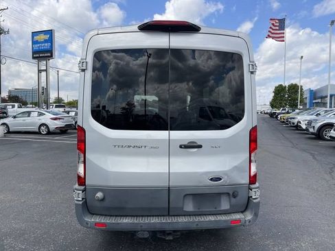 Used 2018 Ford Transit 350 XLT RWD image 15