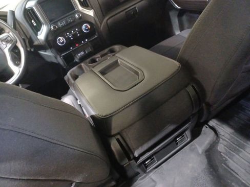 Used 2020 Chevrolet Silverado 1500 LT image 21