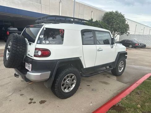 Used 2013 Toyota FJ Cruiser 4WD w/ Convenience Pkg image 10