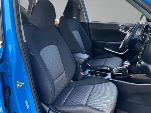 Certified 2025 Kia Soul S FWD image 26