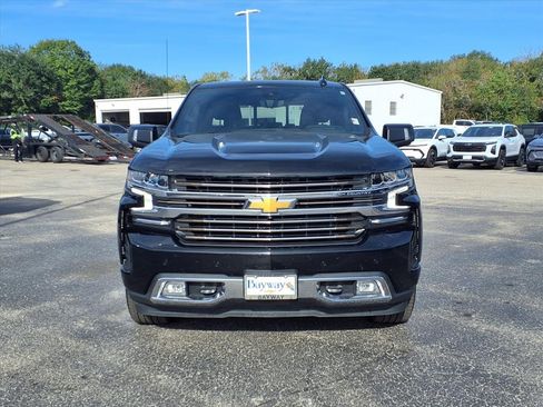 Used 2022 Chevrolet Silverado 1500 High Country w/ Technology Package image 19