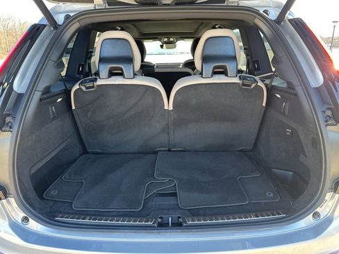 Certified 2025 Volvo XC90 B6 Plus image 36