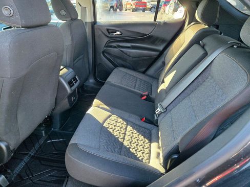 Used 2022 Chevrolet Equinox LT image 14