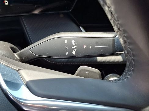 Used 2025 Chevrolet Equinox LT FWD image 17