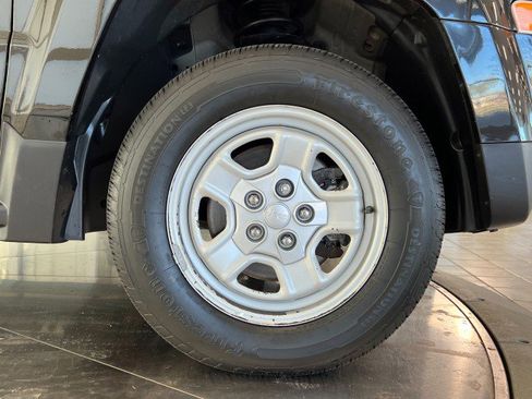 Used 2016 Jeep Patriot Sport w/ Power Value Group image 33