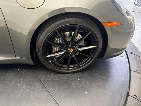 Certified 2020 Porsche 911 Carrera RWD image 17