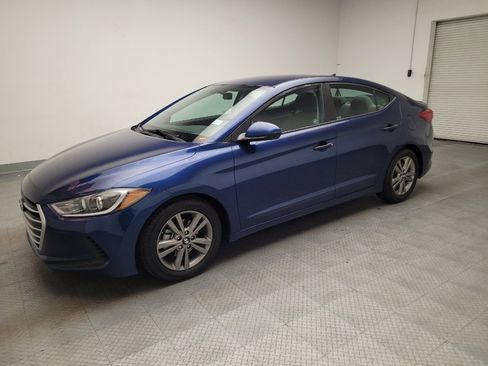 Used 2018 Hyundai Elantra SEL w/ Cargo Package FWD image 2