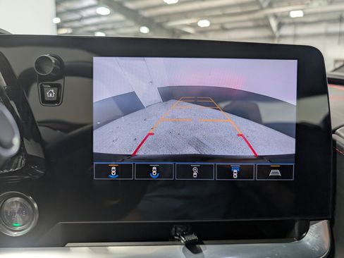 Used 2023 Chevrolet Corvette Stingray Premium Cpe w/ 3LT image 25