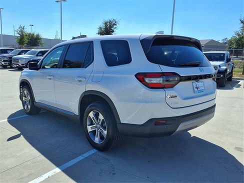 Used 2024 Honda Pilot EX-L image 2