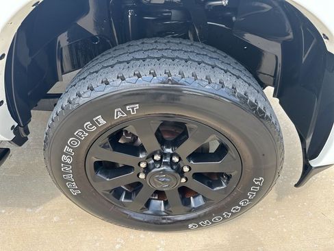 Used 2022 RAM 2500 Laramie w/ Night Edition image 9