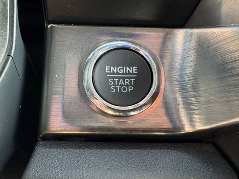 Used 2024 Ford F250 Lariat AWD/4WD image 27