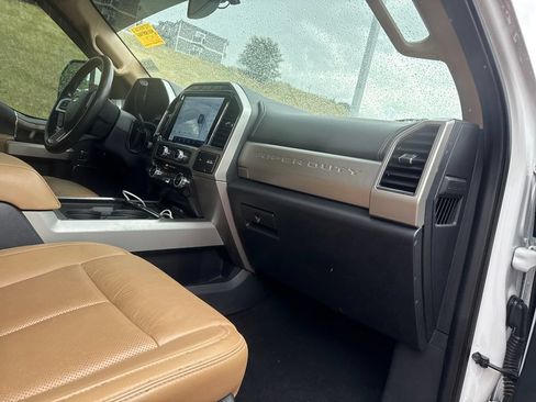 Used 2022 Ford F250 Lariat w/ Lariat Ultimate Package AWD/4WD image 30