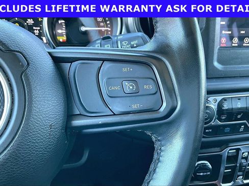 Used 2023 Jeep Wrangler Unlimited w/ Cold Weather Group AWD/4WD image 16